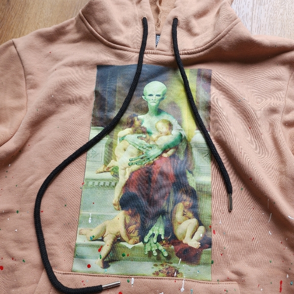Colossal Beings streetwear hoodie sweater - Picture 2 of 8